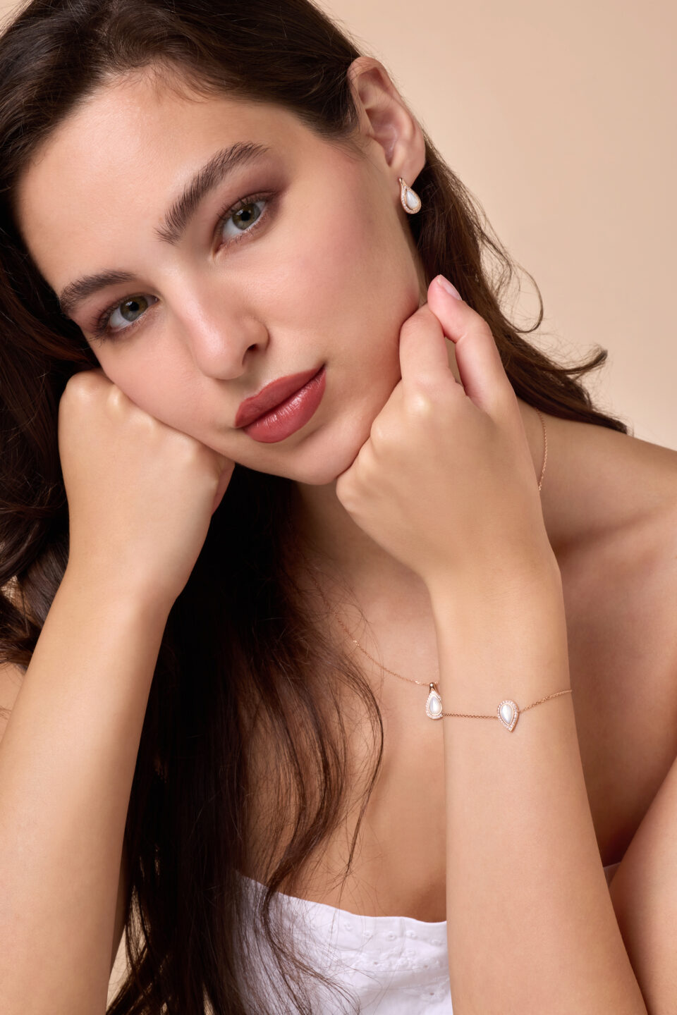 nephele rose gold diamond bracelet with mother of pearl drops