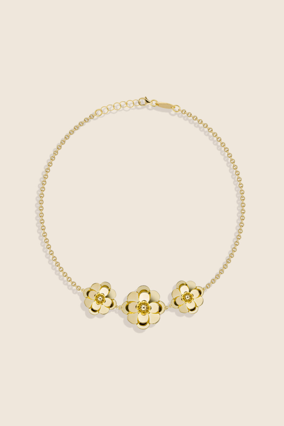 Glint yellow gold three flower bracelet