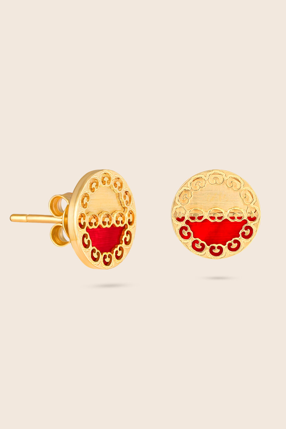 Novelty yellow gold dangling earring with ruby