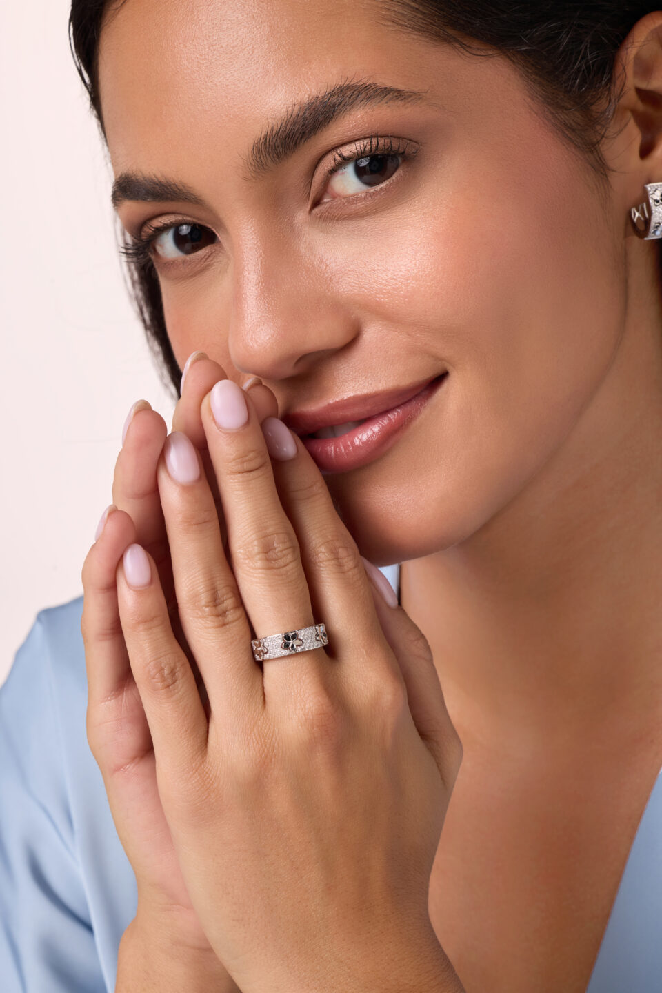 amara white gold five petal diamond ring