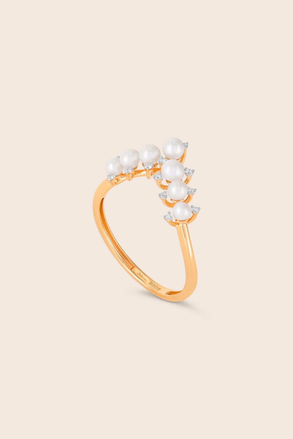Lavita yellow gold diamond five pearl beads ring