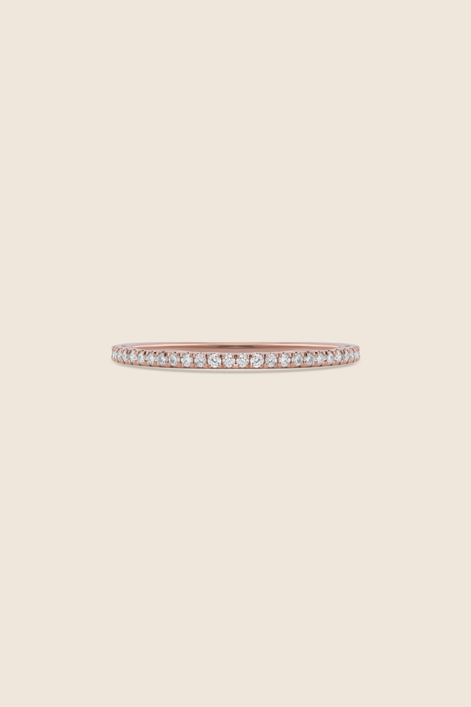 Classic rose gold diamond prong setting band