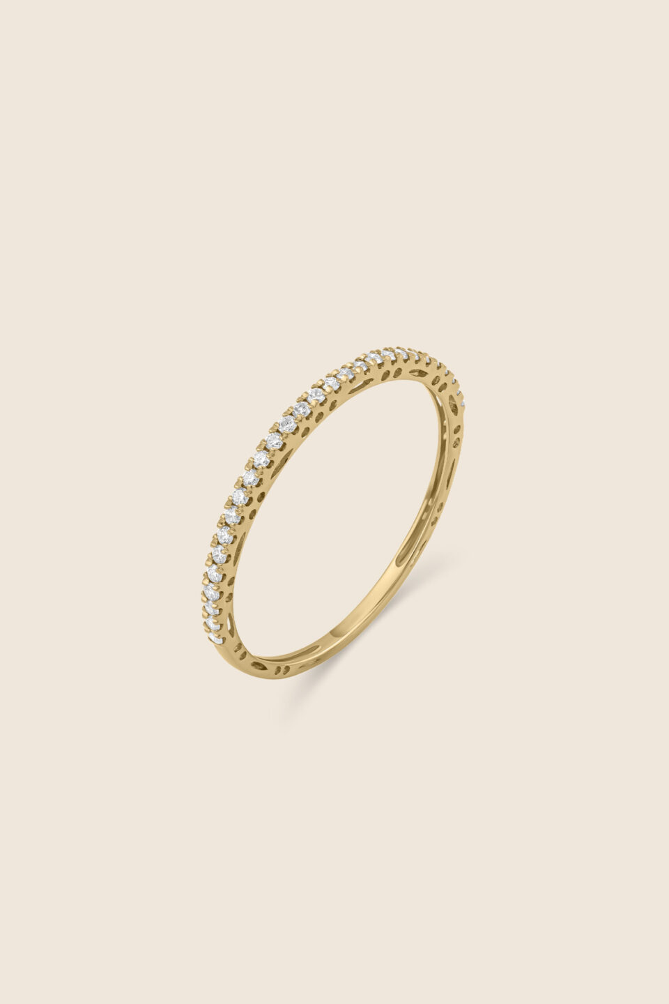 Classic yellow gold diamond split prong setting band