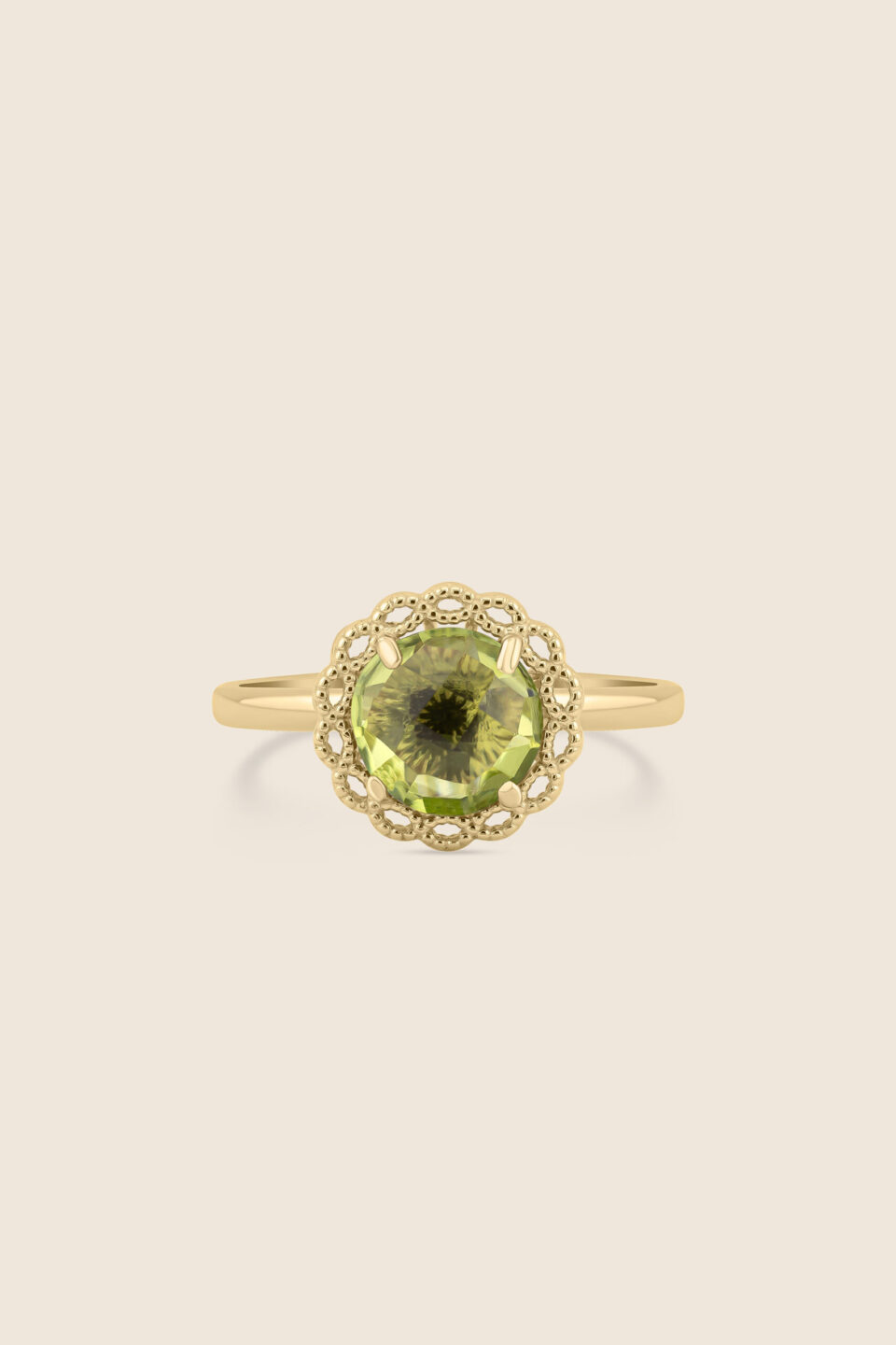 Chiara yellow gold two motive ring with peridot and amethyst