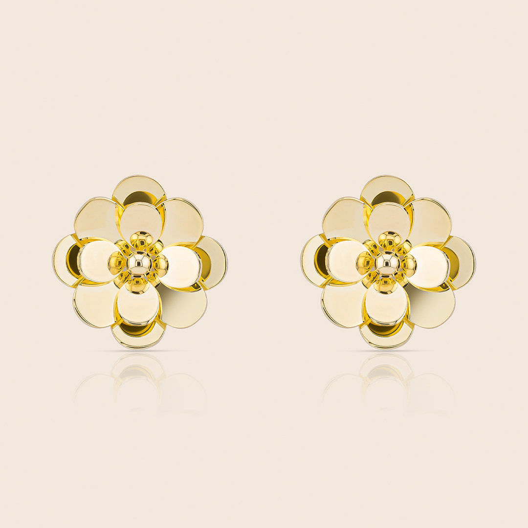 34 Glint yellow gold single flower earring - Image 1