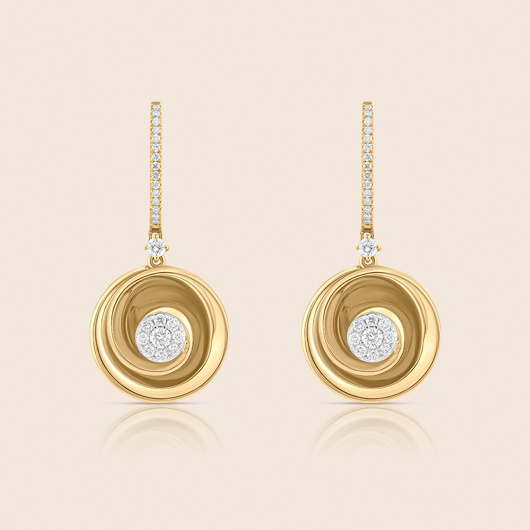 82 Classic yellow gold diamond simplified rose earring - Image 1