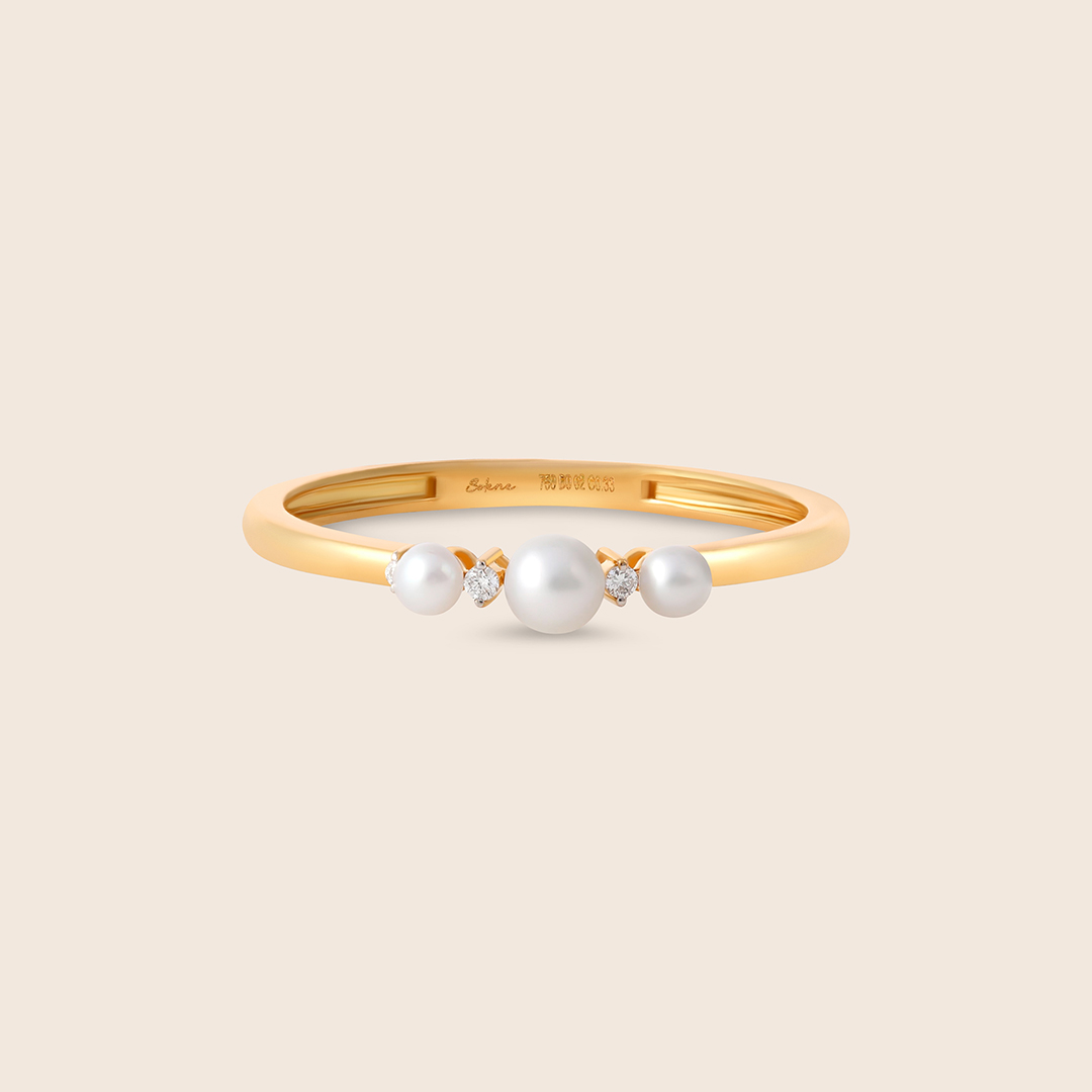 IG17J612392502_1 Lavita yellow gold diamond three pearl beads ring - Image 1