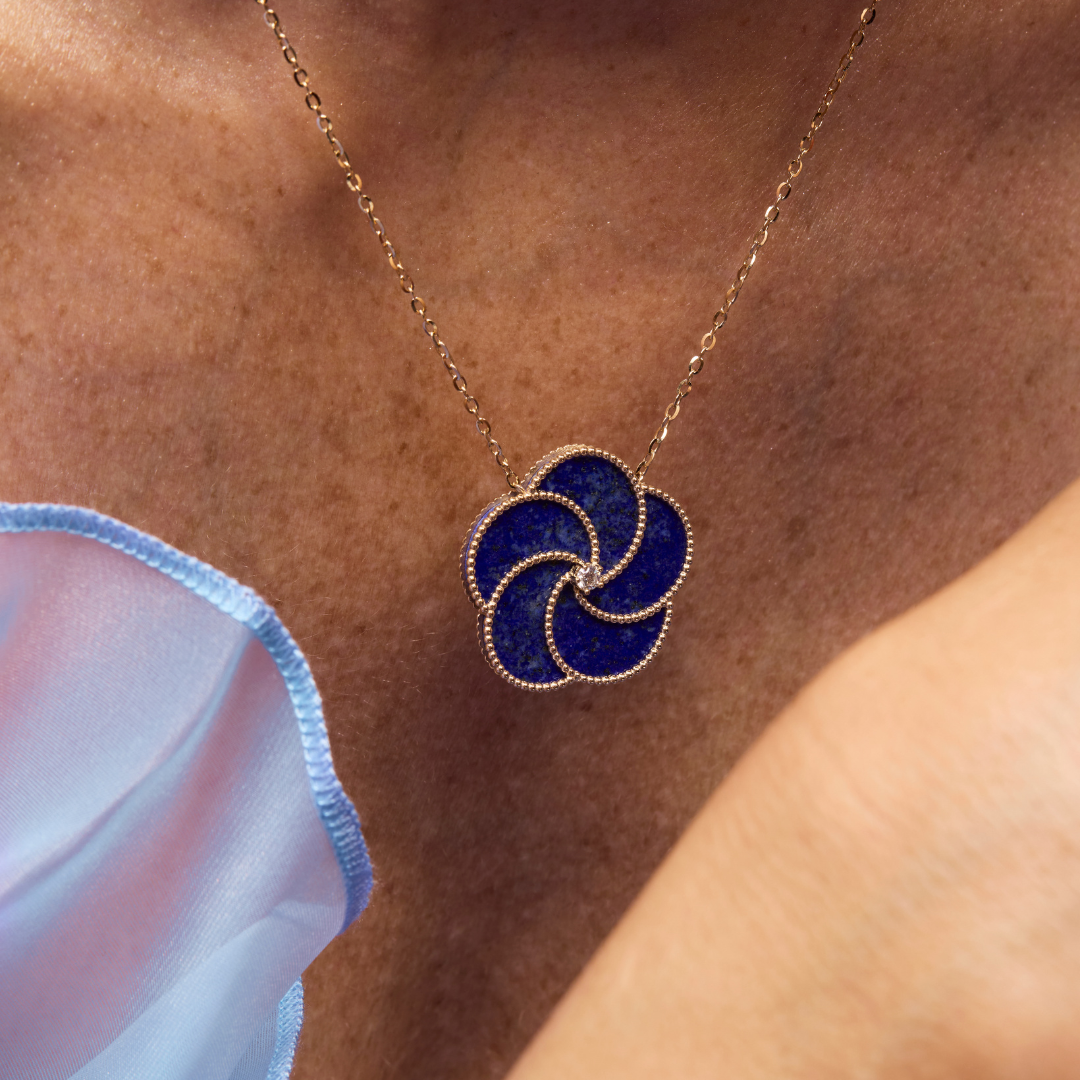 10 Bloomy necklace with lapis and diamond - Image 1