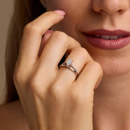 Classic white gold diamond drop twin ring set